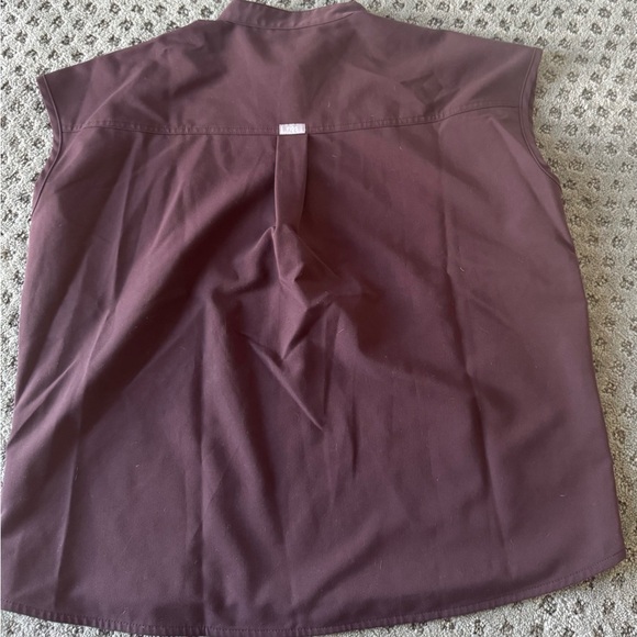 Figs Rafaela Oversized Scrub Top (Eggplant) worn once. Size Medium - Picture 2 of 4